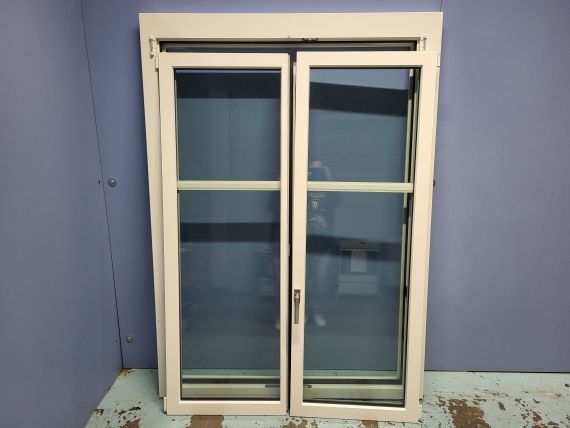 Fenster 2-flügelig mit Sprosse 3-fach Verglasung (Jg. 2021)