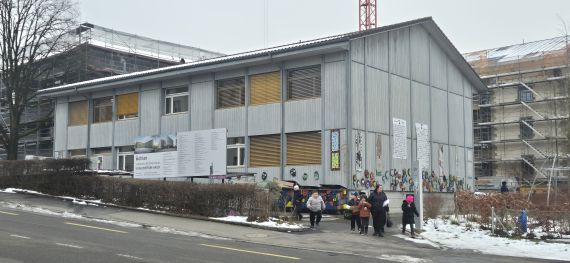 Schulpavillon Halde