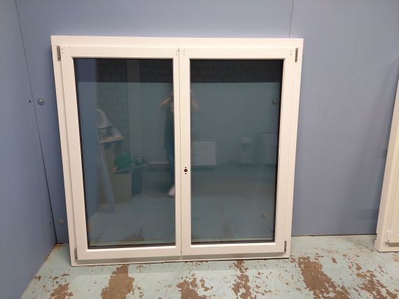 Fenster 2-flügelig Holz/Aluminium (U-Wert 0,5 W/m2K)