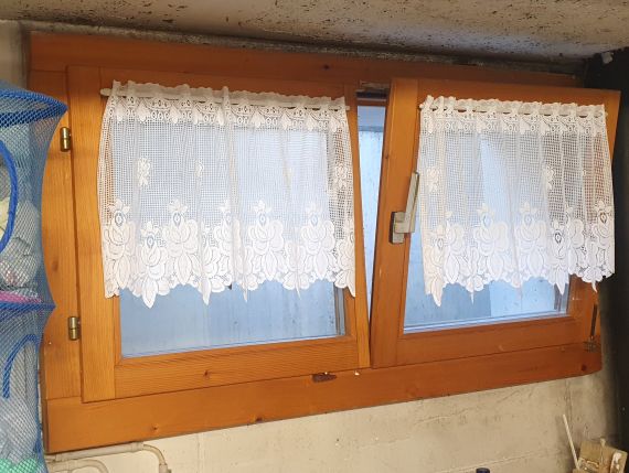 Fenster- Holzfenster, IV Glas, 2-flügler im UG