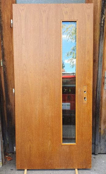 Türe- Haustüre Holz mit Glaseinsatz, vertikal, für Lichteinfall