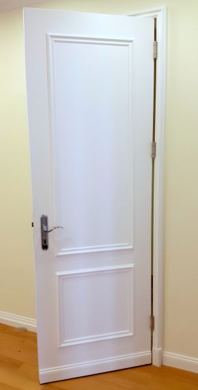 Zimmertüre mit aufges. Profilen