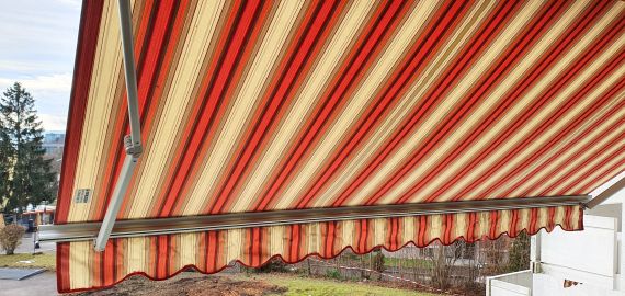 Gelenkarmmarkise / Sonnenstore GRIESSER