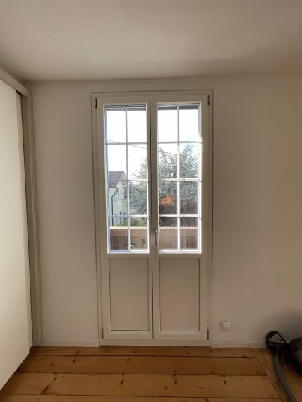 Holz-Metall-Fenster mit 3-fach-Verglasung