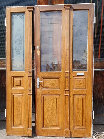 antike Wohnungseingangstür - Partie m geätzen Gläsern