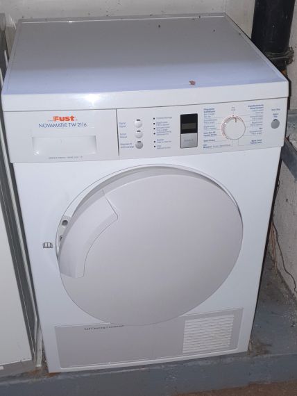 Tumbler- Novomatic TW2116, Kondensationstrockner